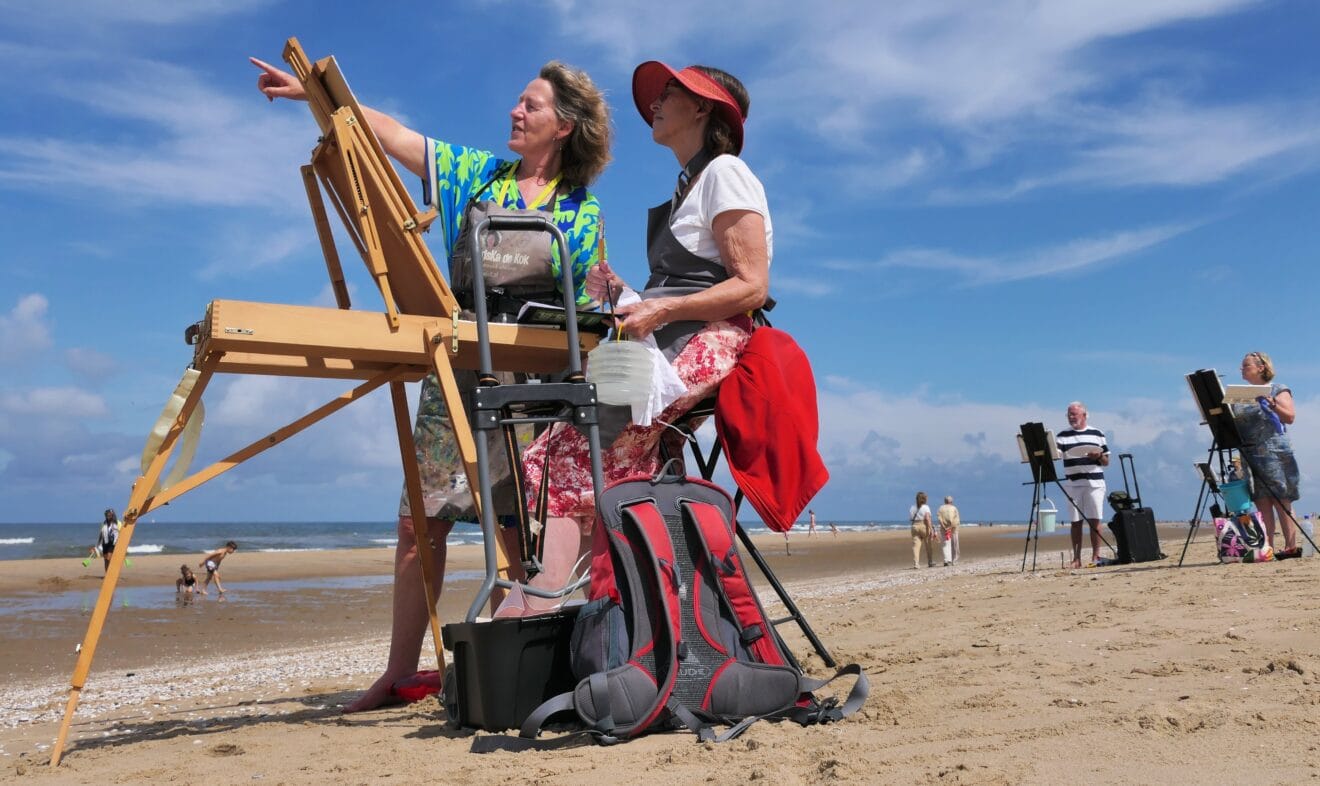 Durf jij met je schilderezel het strand op?